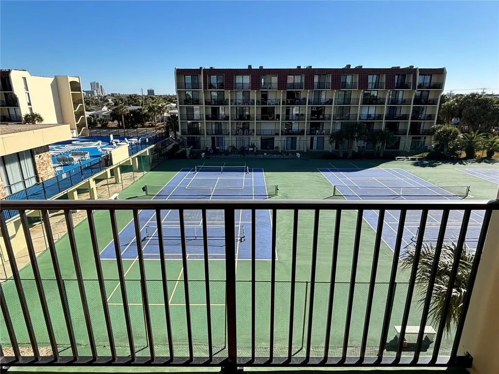 1437 N Atlantic Avenue Daytona Beach FL 32118