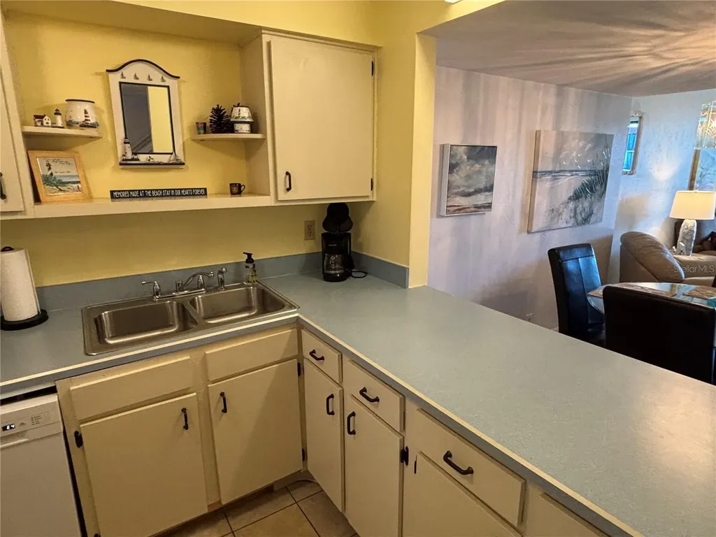 1437 N Atlantic Avenue Daytona Beach FL 32118