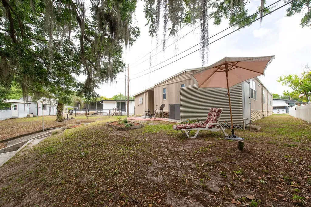 1934 Blue Lake Drive Lakeland FL 33801