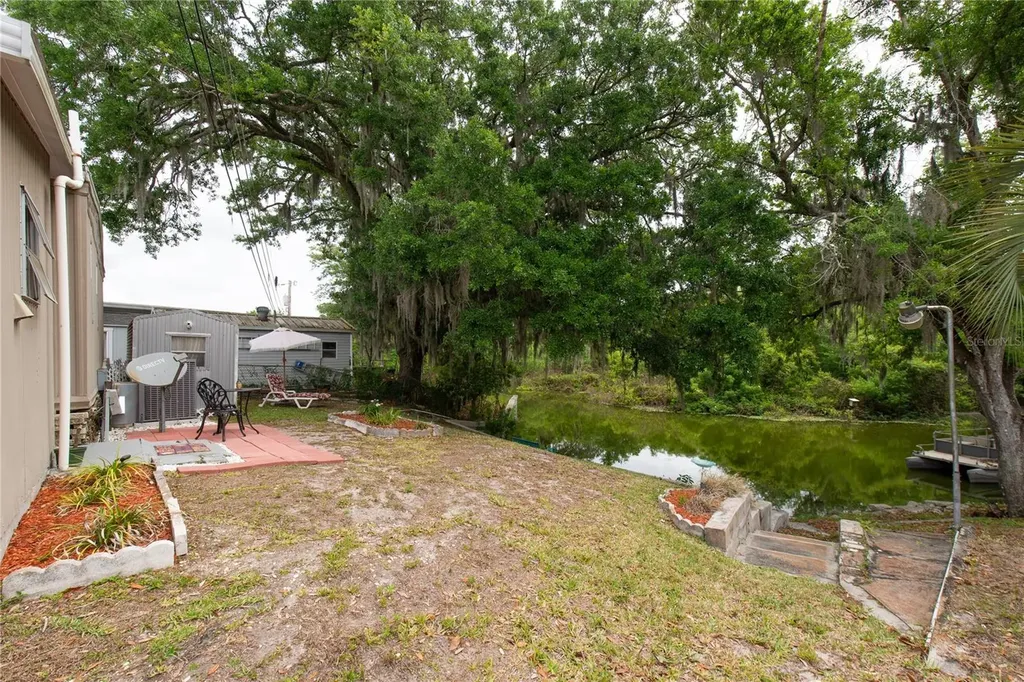 1934 Blue Lake Drive Lakeland FL 33801
