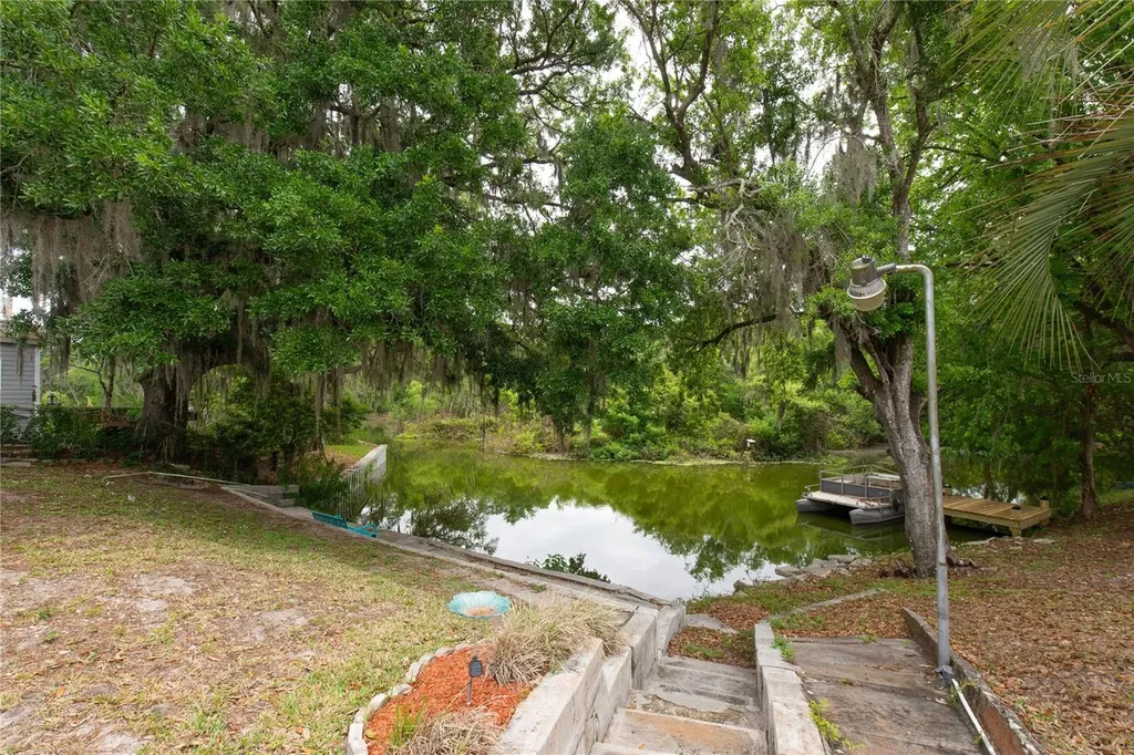 1934 Blue Lake Drive Lakeland FL 33801