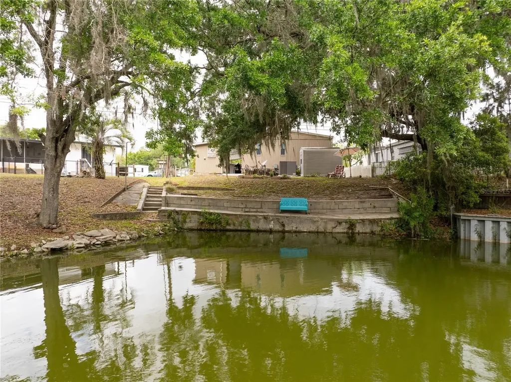 1934 Blue Lake Drive Lakeland FL 33801