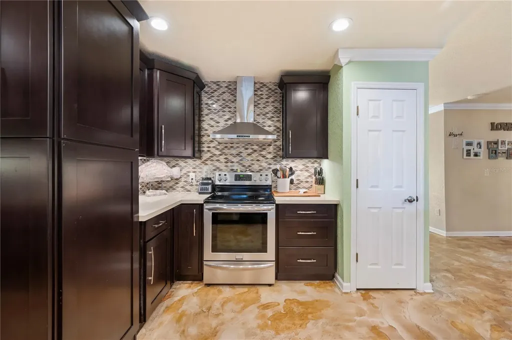 186 Chelsea Court NW Port Charlotte FL 33952