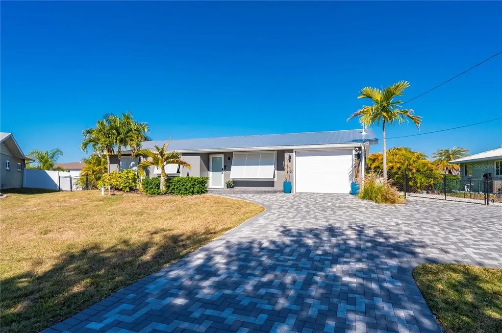 186 Chelsea Court NW Port Charlotte FL 33952