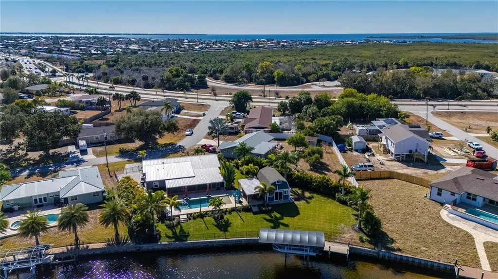 186 Chelsea Court NW Port Charlotte FL 33952