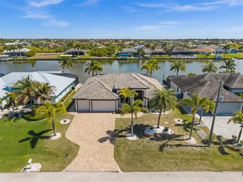 8242 Tracy Circle Port Charlotte FL 33981