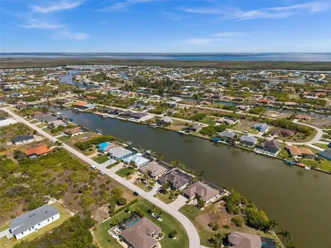 8242 Tracy Circle Port Charlotte FL 33981