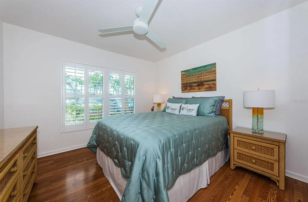6083 Bahia Del Mar Circle St Petersburg FL 33715