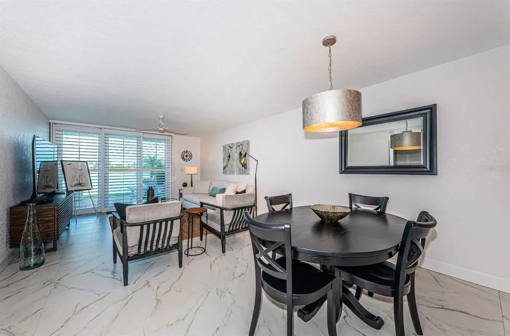 6083 Bahia Del Mar Circle St Petersburg FL 33715