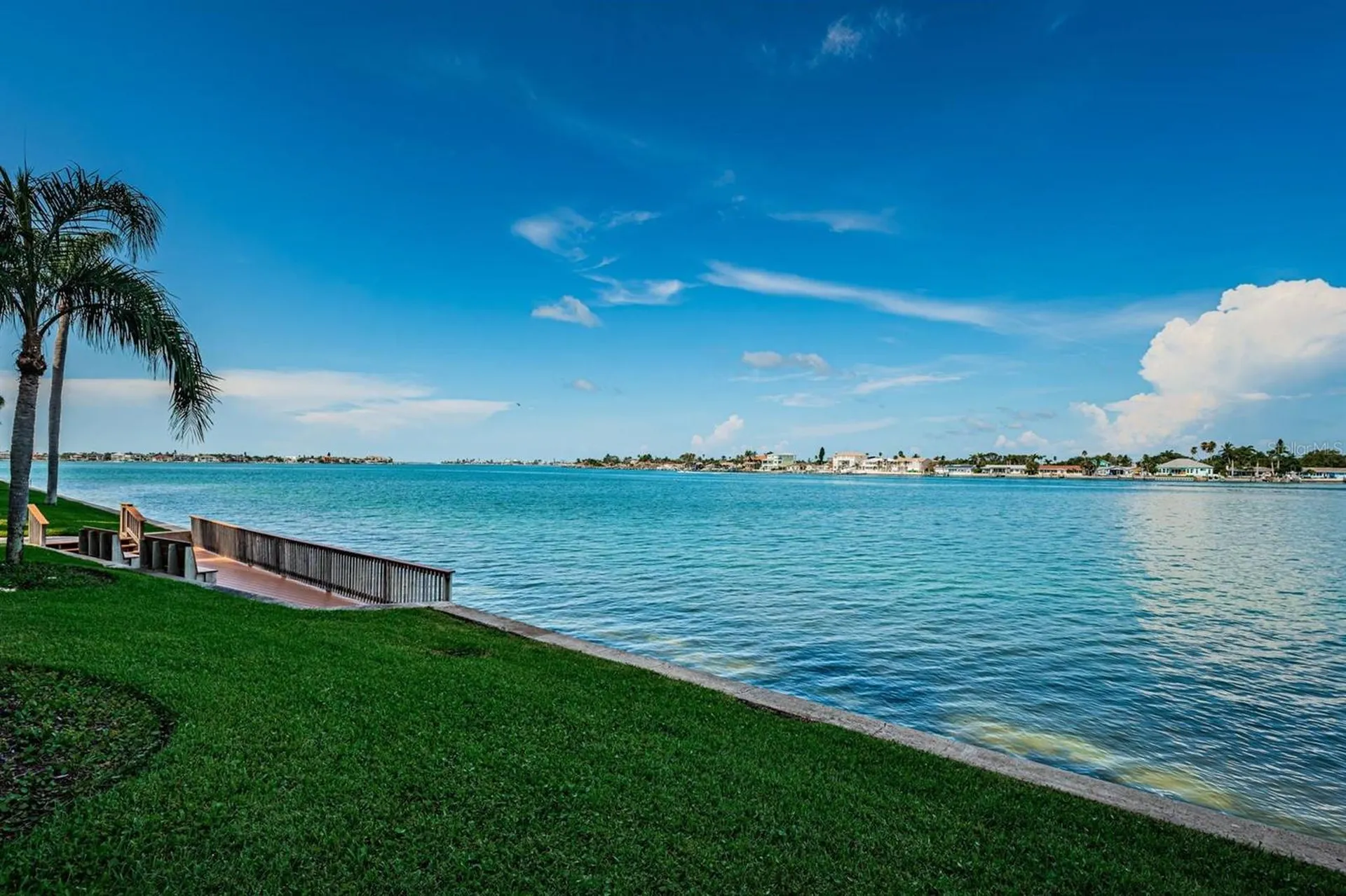 6083 Bahia Del Mar Circle St Petersburg FL 33715