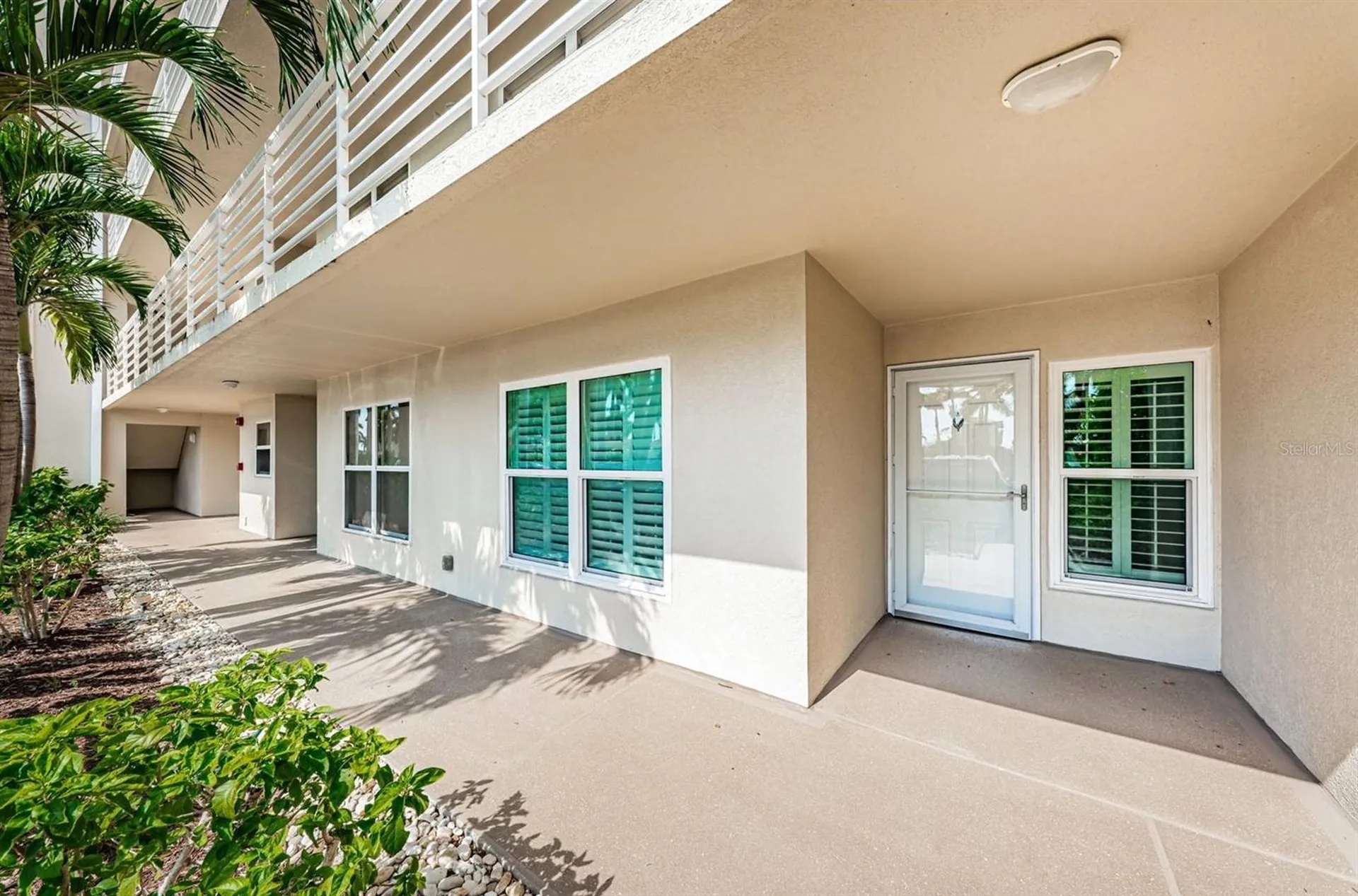 6083 Bahia Del Mar Circle St Petersburg FL 33715