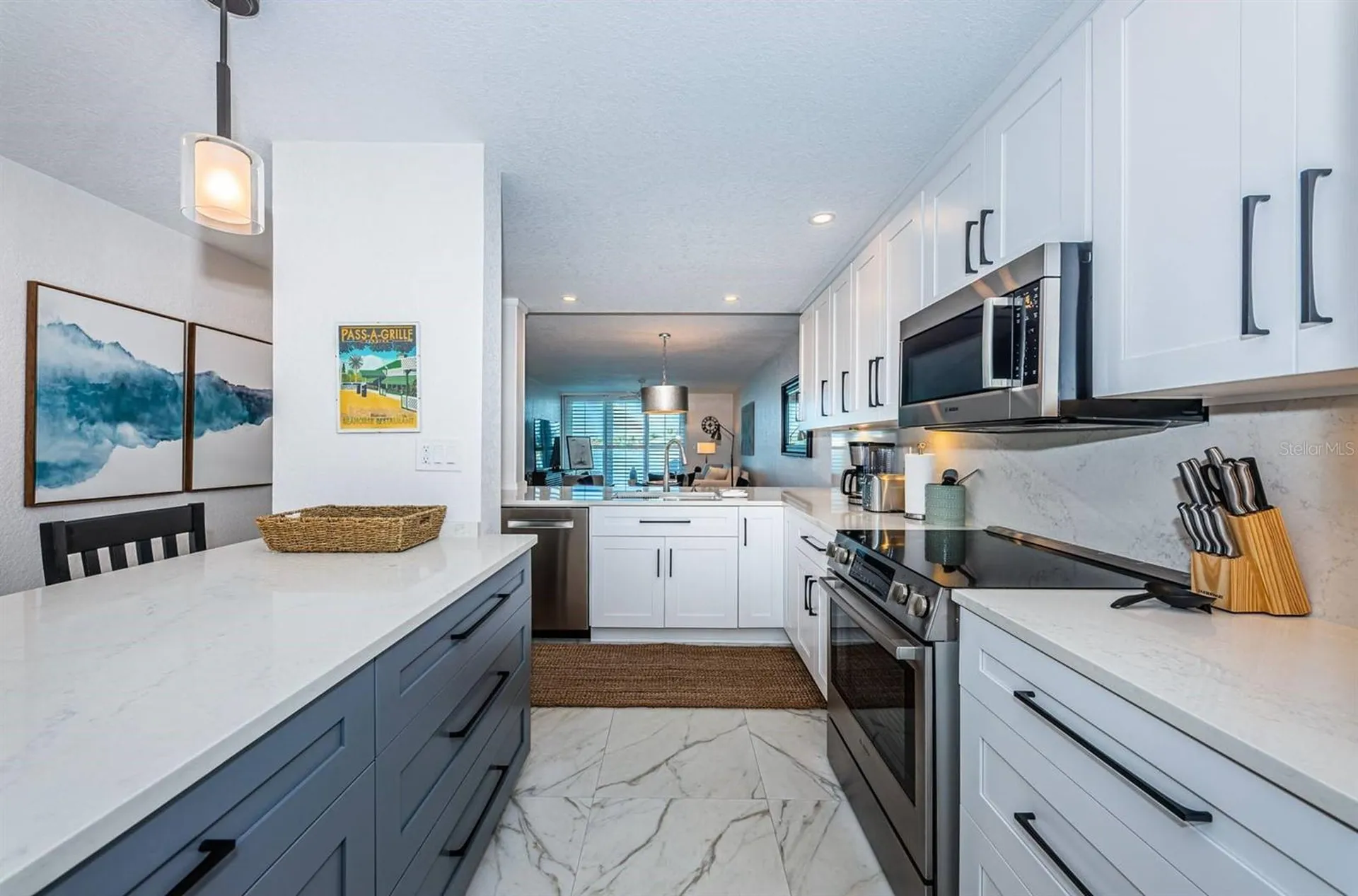 6083 Bahia Del Mar Circle St Petersburg FL 33715