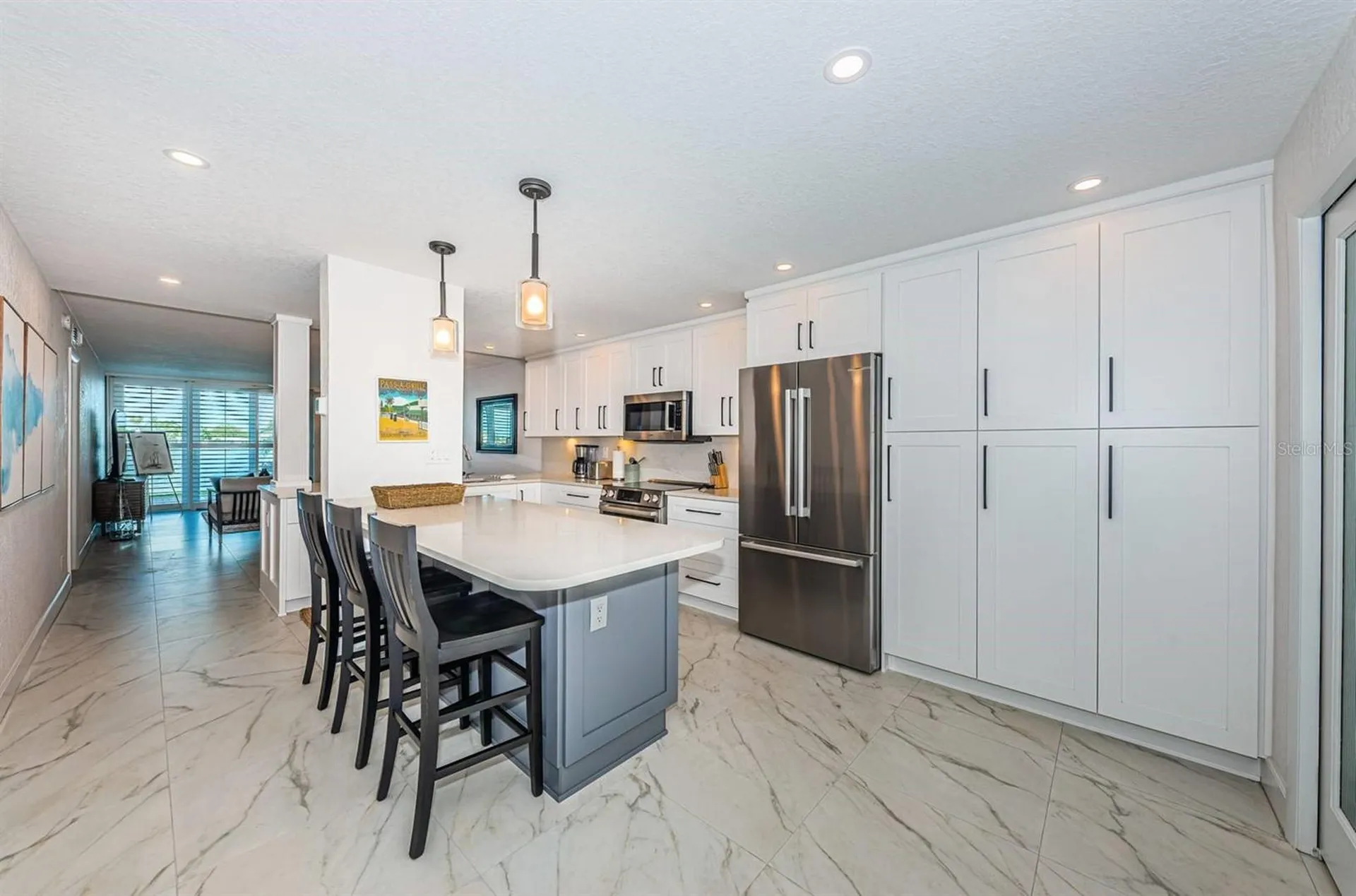 6083 Bahia Del Mar Circle St Petersburg FL 33715