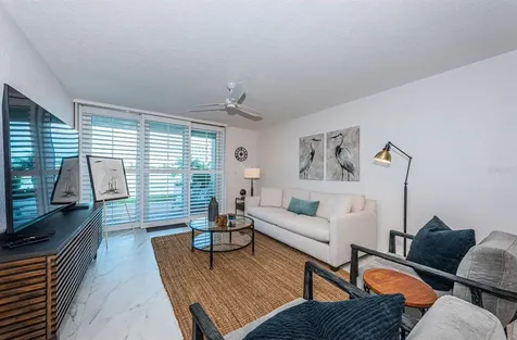 6083 Bahia Del Mar Circle St Petersburg FL 33715