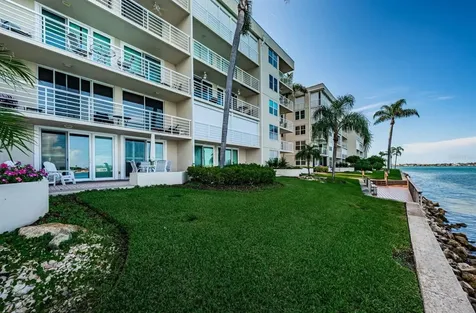 6083 Bahia Del Mar Circle St Petersburg FL 33715