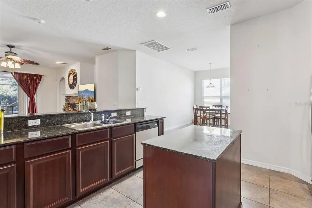 30337 Gidran Terrace Mount Dora FL 32757