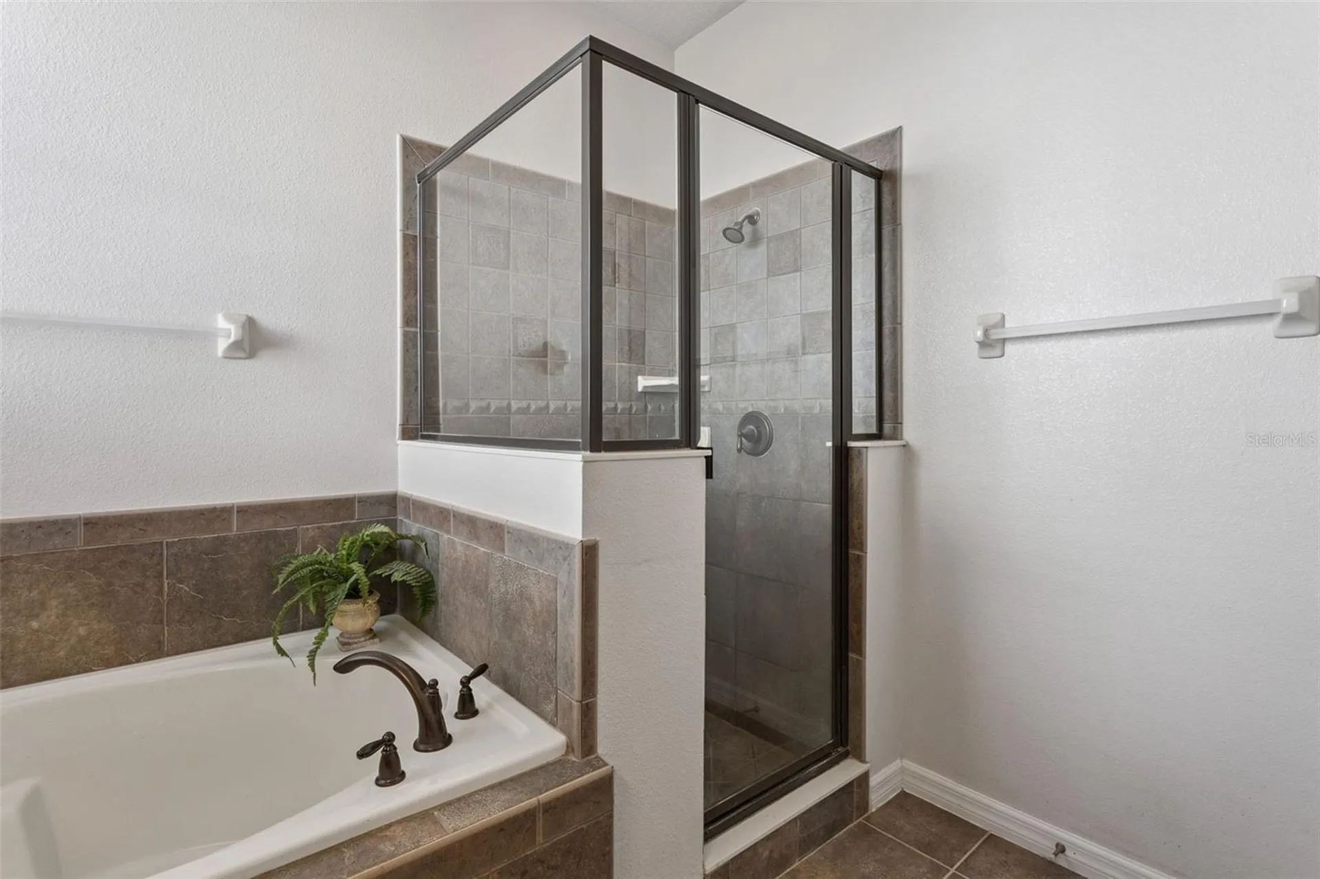 30337 Gidran Terrace Mount Dora FL 32757