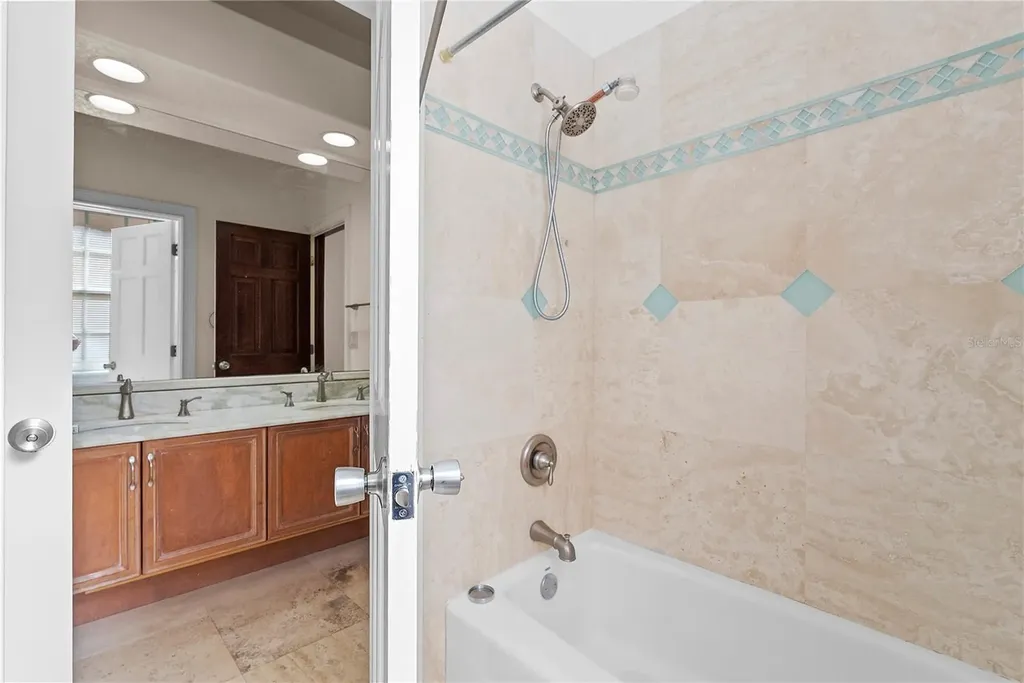2313 Roat Drive Orlando FL 32835