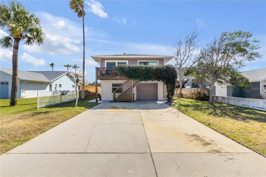 831 E 21st Avenue New Smyrna Beach FL 32169