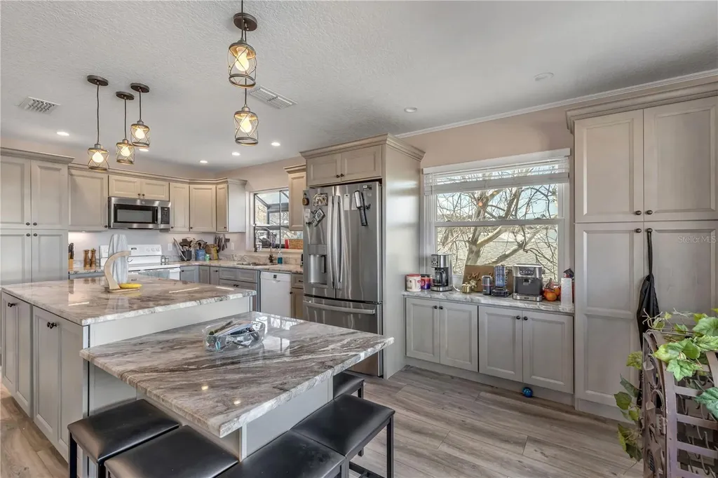 831 E 21st Avenue New Smyrna Beach FL 32169