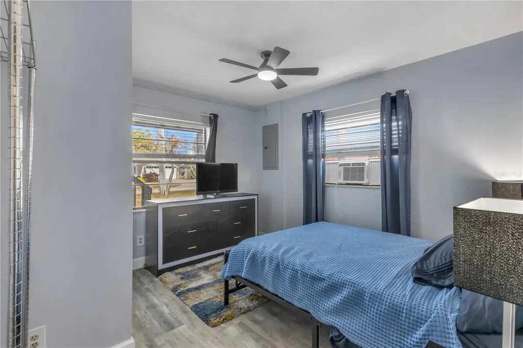 831 E 21st Avenue New Smyrna Beach FL 32169