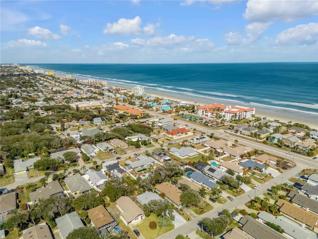831 E 21st Avenue New Smyrna Beach FL 32169