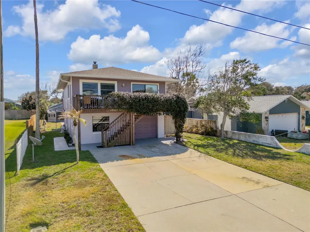 831 E 21st Avenue New Smyrna Beach FL 32169