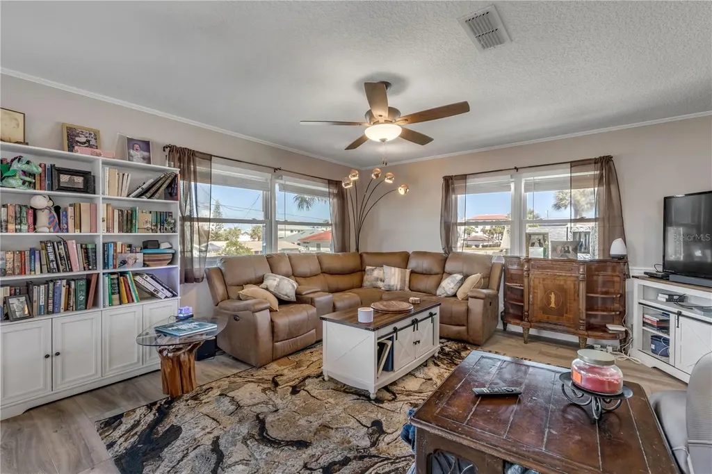 831 E 21st Avenue New Smyrna Beach FL 32169