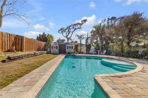831 E 21st Avenue New Smyrna Beach FL 32169