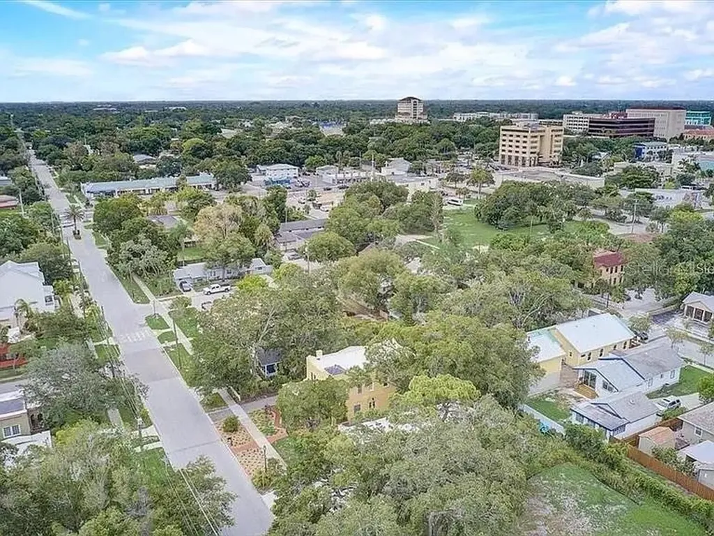 1862 6th Street Sarasota FL 34236