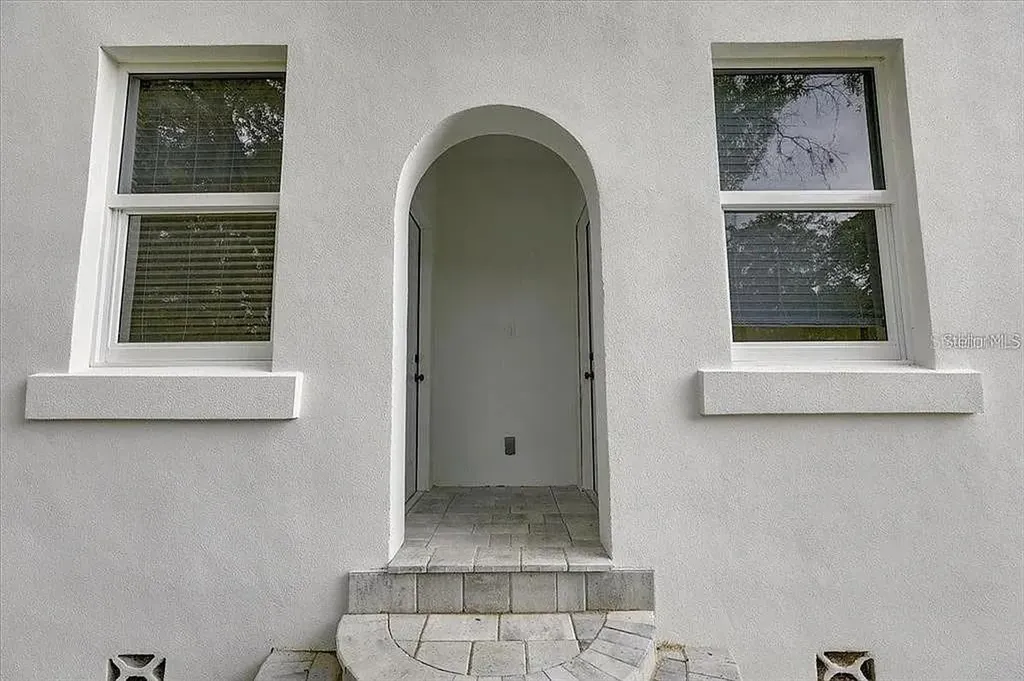 1862 6th Street Sarasota FL 34236