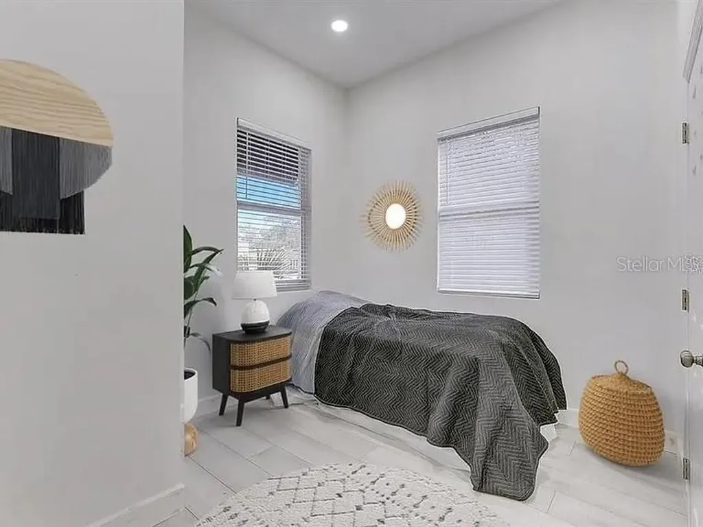 1862 6th Street Sarasota FL 34236