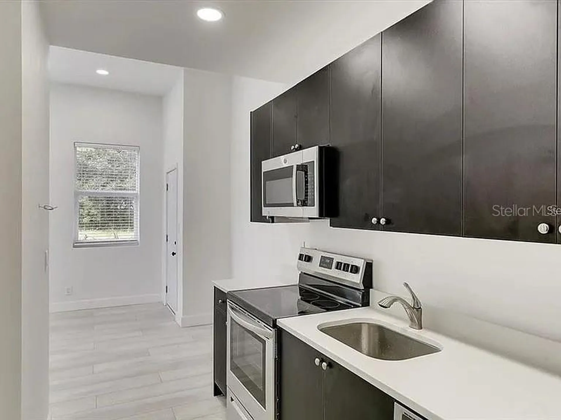 1862 6th Street Sarasota FL 34236