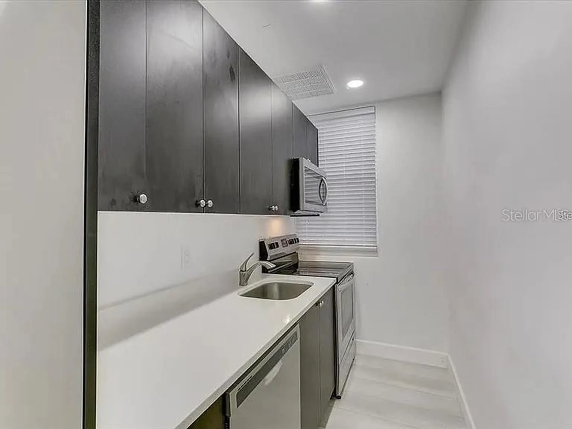 1862 6th Street Sarasota FL 34236