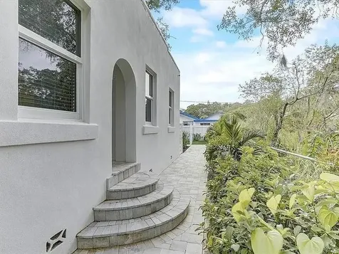 1862 6th Street Sarasota FL 34236