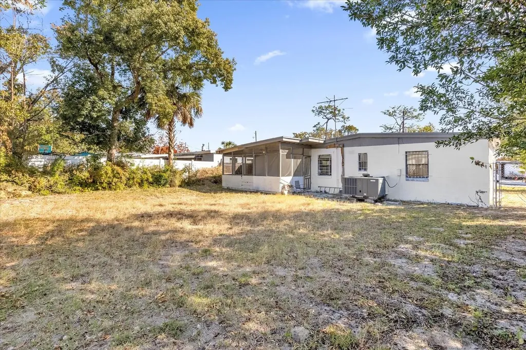 920 Hacienda Court Orlando FL 32808