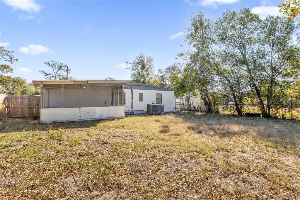 920 Hacienda Court Orlando FL 32808