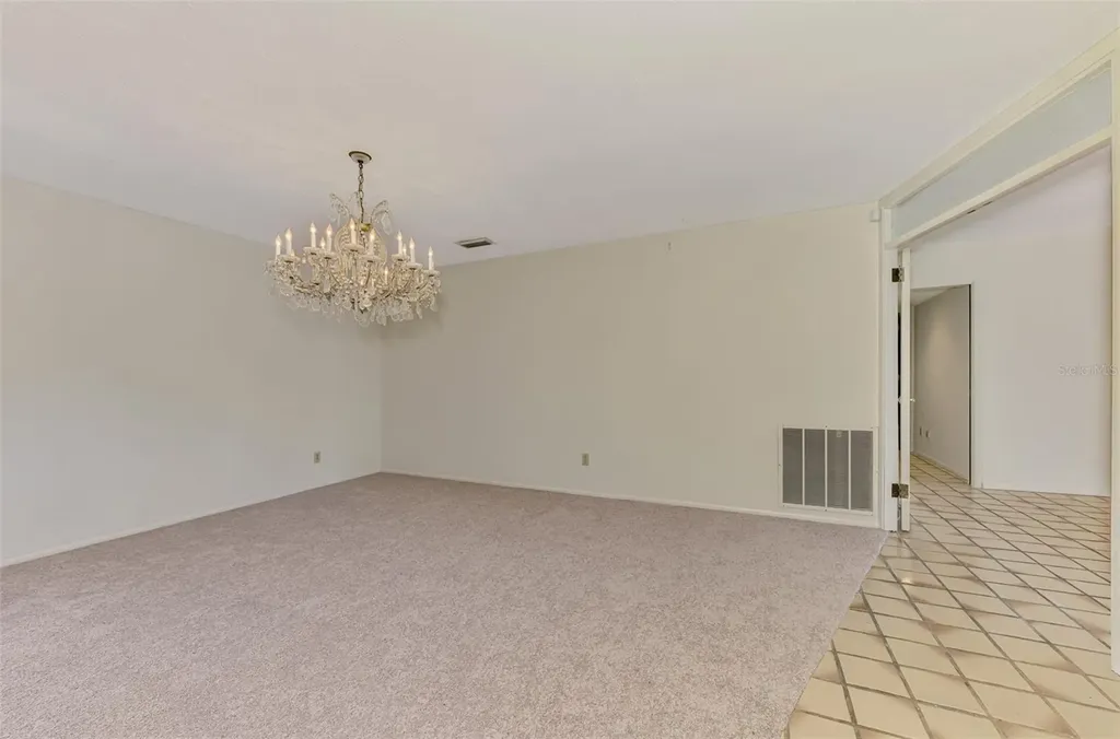 5028 Willow Leaf Way Sarasota FL 34241