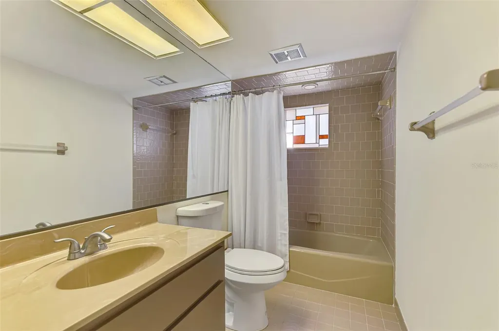 5028 Willow Leaf Way Sarasota FL 34241