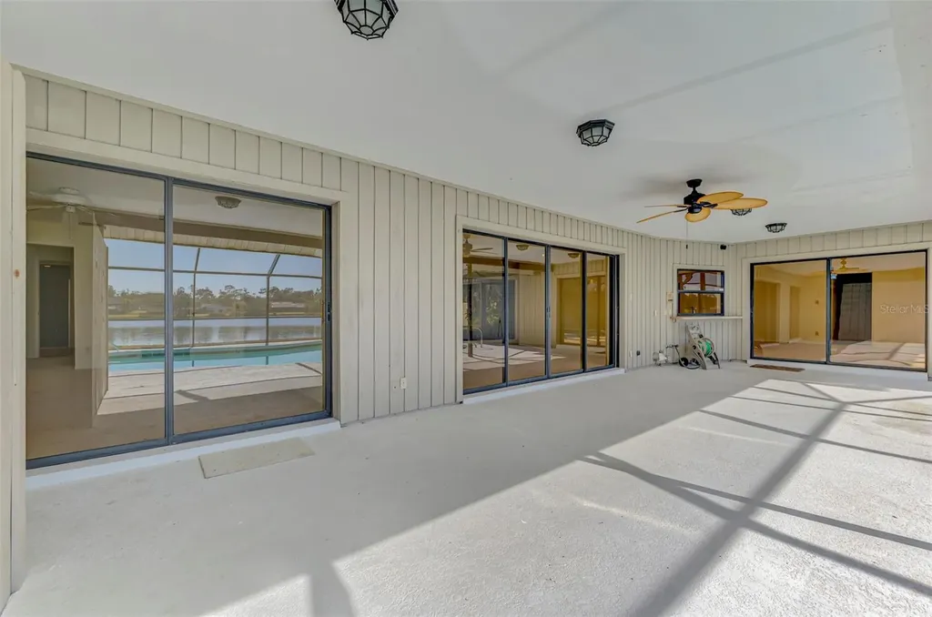 5028 Willow Leaf Way Sarasota FL 34241