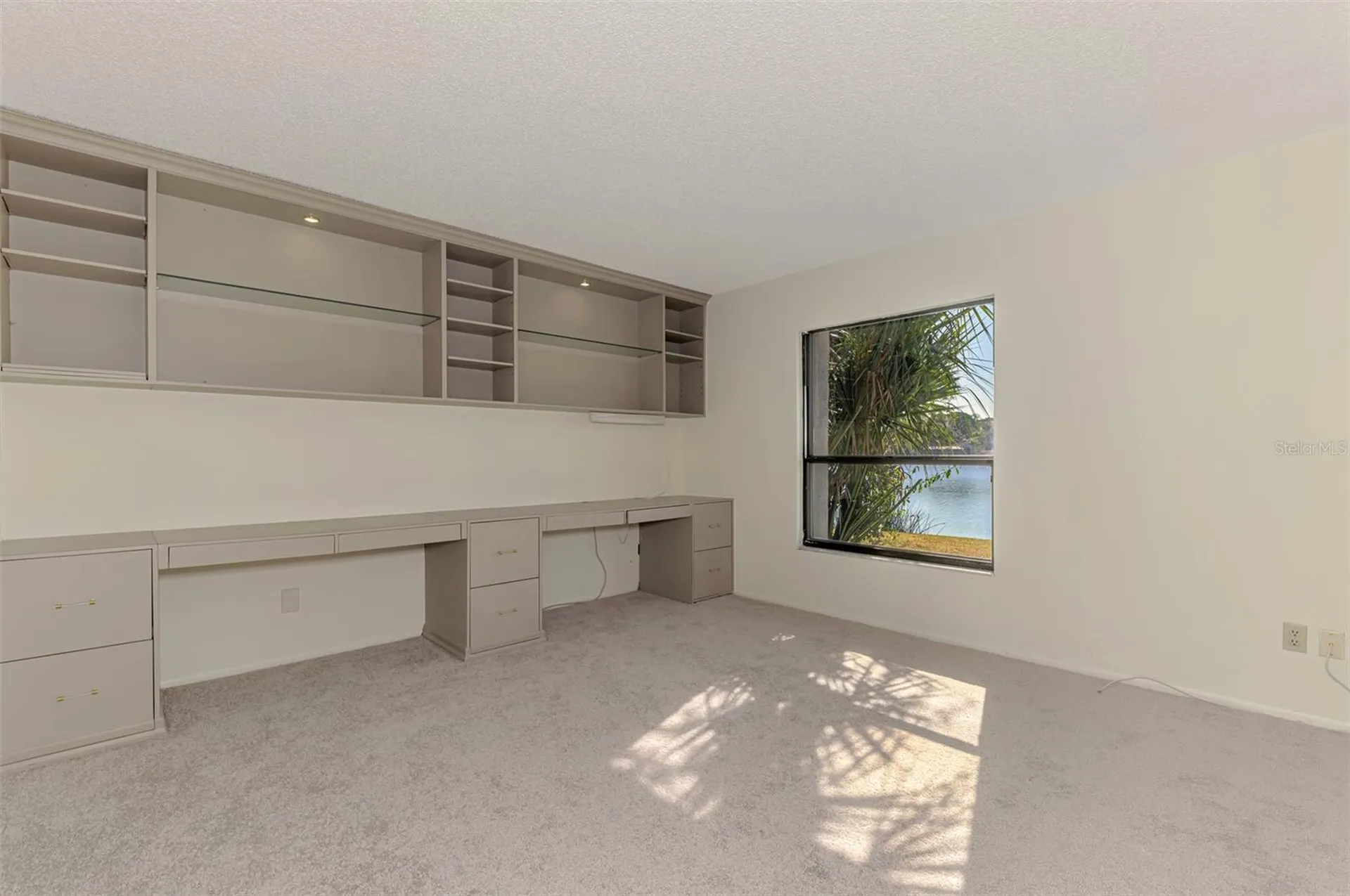 5028 Willow Leaf Way Sarasota FL 34241