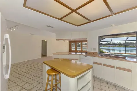 5028 Willow Leaf Way Sarasota FL 34241
