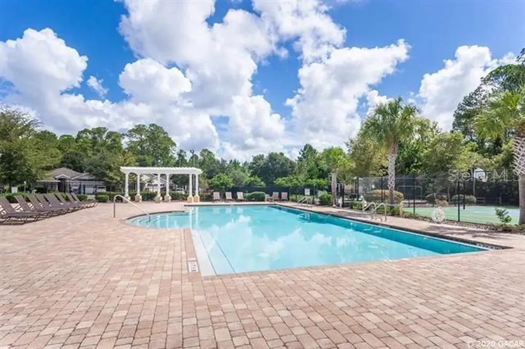 2131 NW 52nd Place Gainesville FL 32605