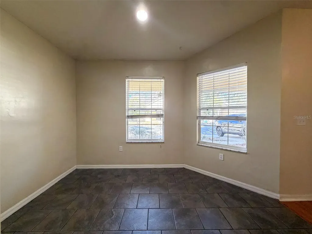 2131 NW 52nd Place Gainesville FL 32605