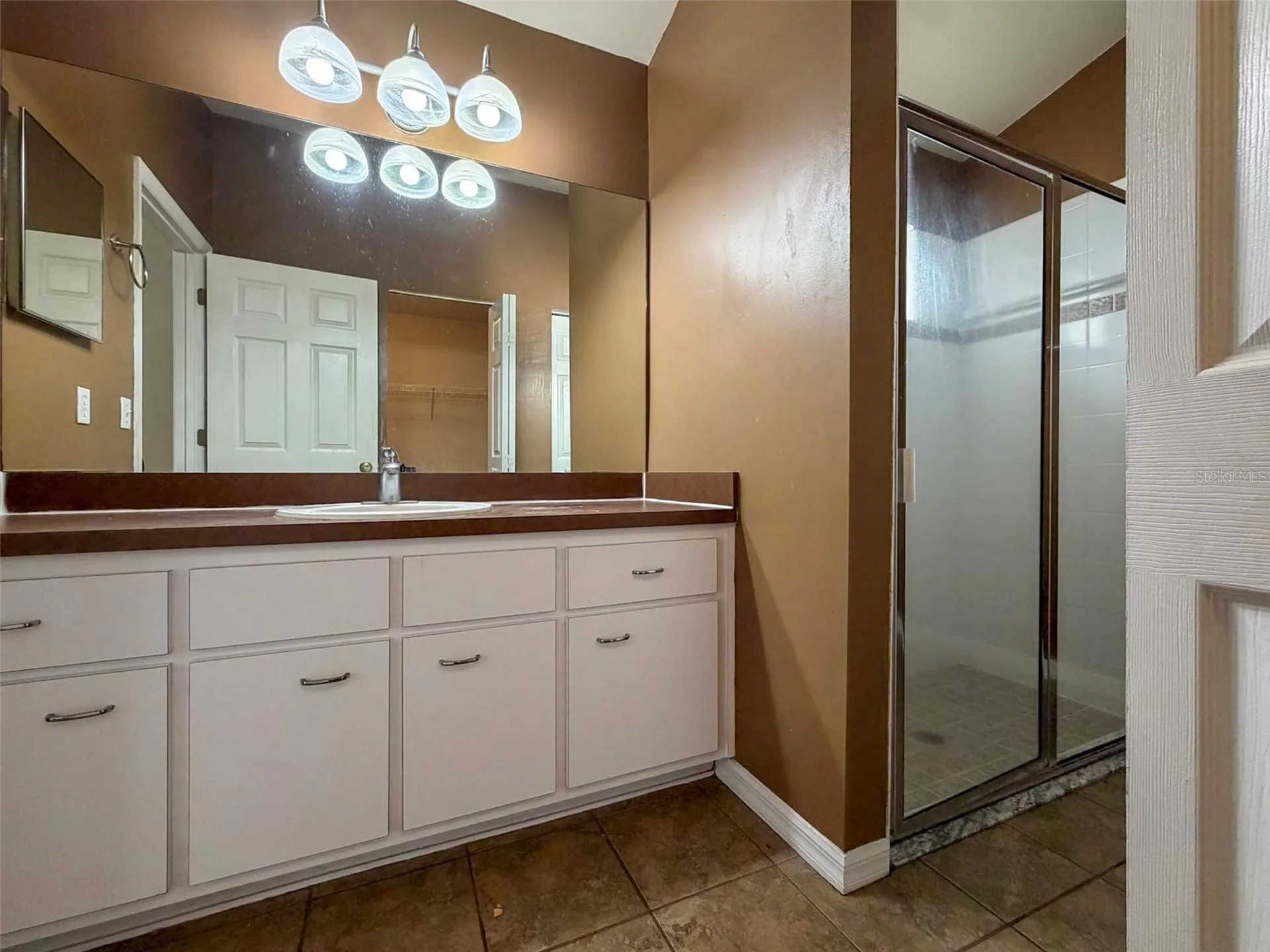 2131 NW 52nd Place Gainesville FL 32605