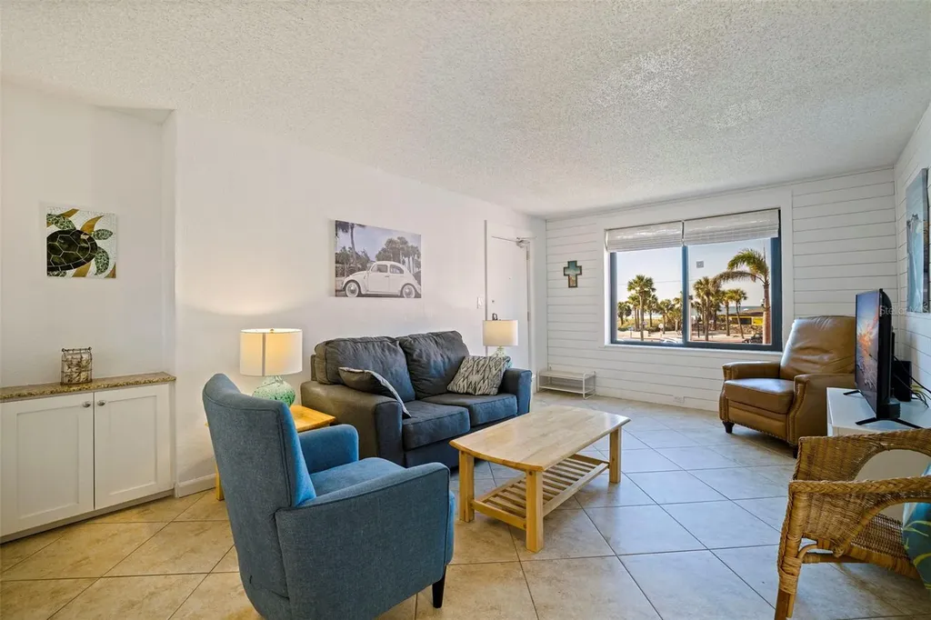 6800 Sunset Way St Pete Beach FL 33706