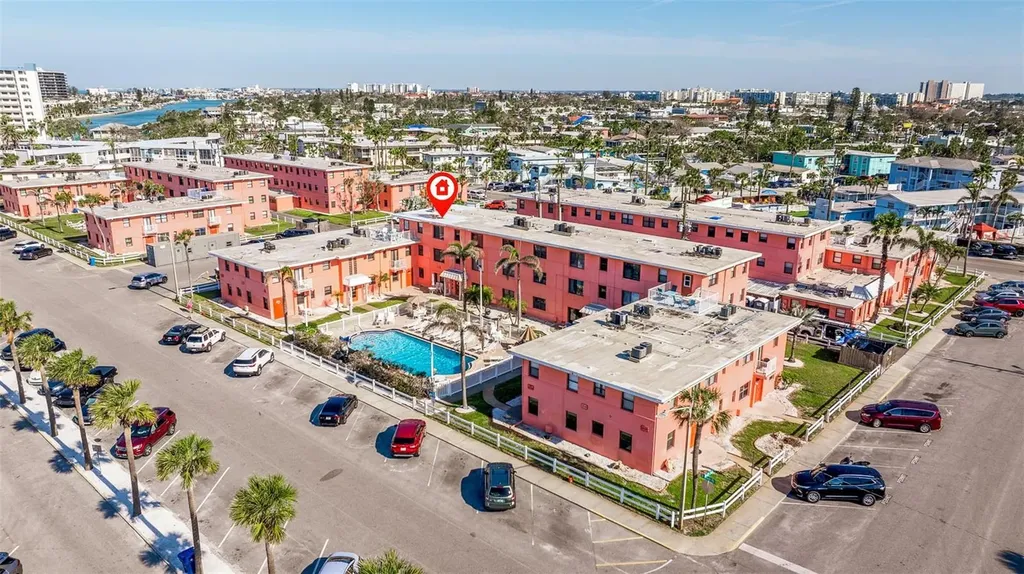 6800 Sunset Way St Pete Beach FL 33706