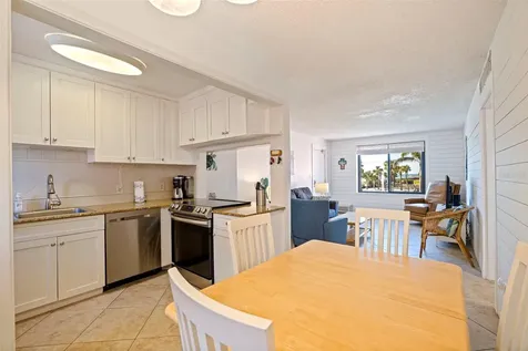 6800 Sunset Way St Pete Beach FL 33706