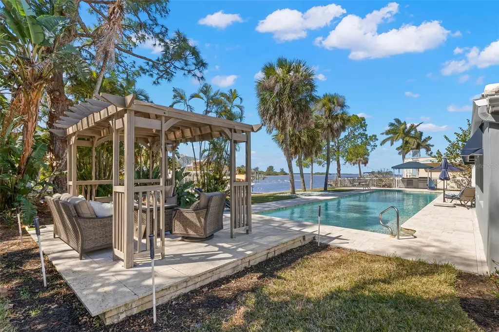 101 Shore Drive Dunedin FL 34698