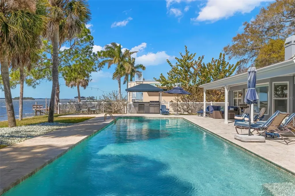 101 Shore Drive Dunedin FL 34698